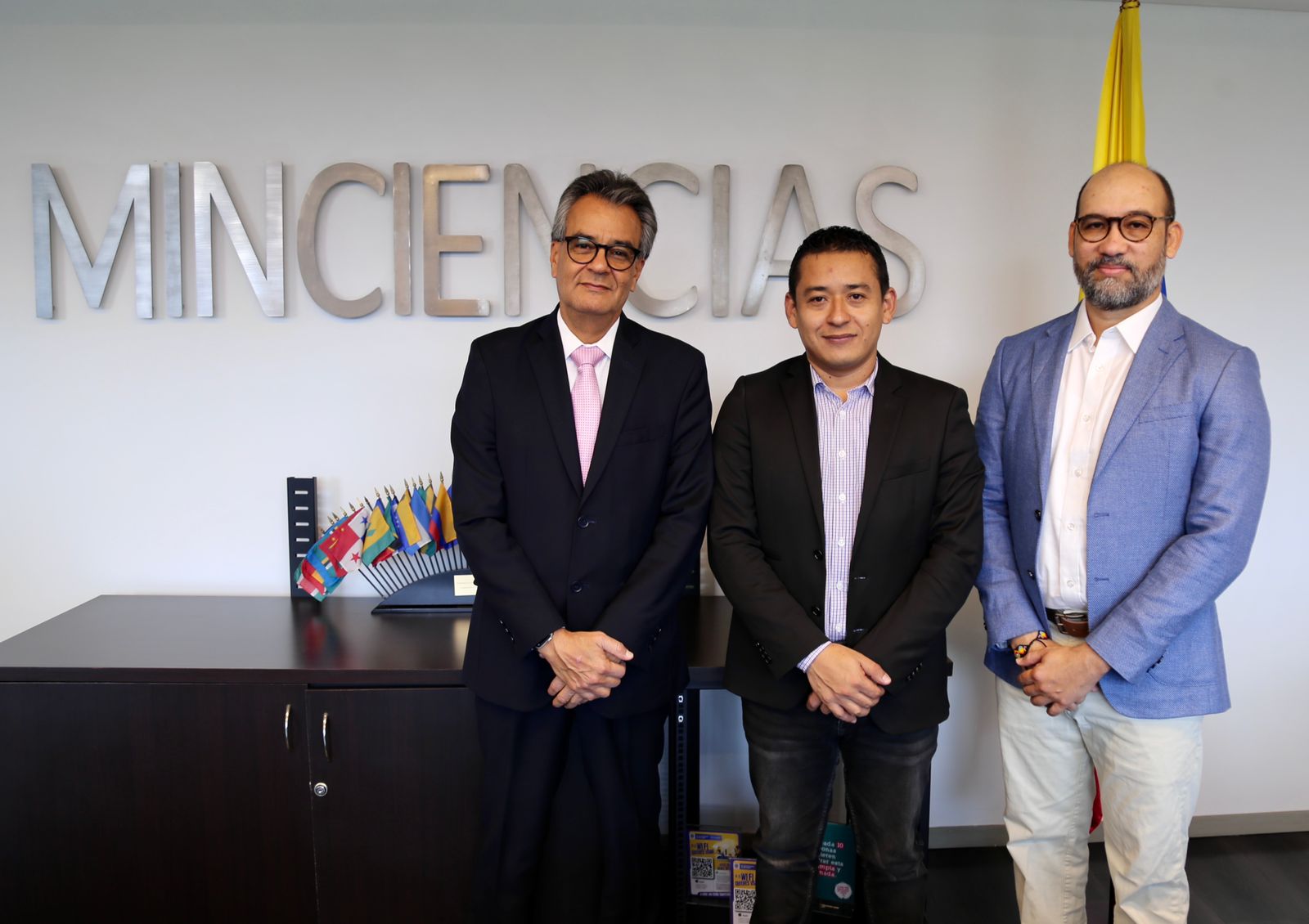 Se posesionaron Eduardo Rojas como Director de la Dirección de Gestión de Recursos para CTeI, y a Gustavo González, en el cargo de Director de Capacidades y Apropiación del Conocimiento.