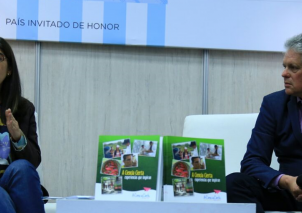 Lanzamiento del libro “A Ciencia Cierta. Experiencias que inspiran” 