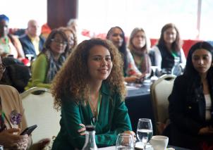 Diplomáticas se reúnen para construir estrategias de superación de las brechas de género