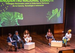 Foto: Participación de la Ministra Yesenia Olaya en “Foro gobernanza para el cambio: hacia una CTeI más inclusiva”