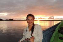 Karla Barrientos, una mujer científica descubriendo la evolución de la vida en las profundidades del mar