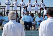  El presidente de la República, Iván Duque Márquez, condecoró con la Medalla fe en la Causa de la Armada Nacional al primer director de Colciencias Capitán Alberto Ospina Taborda y al actual director, Diego Hernández Losada