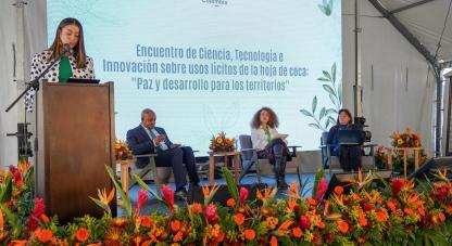 Encuentro de Ciencia, Tecnología e Innovación sobre usos lícitos de la hoja de coca: paz y desarrollo para los territorios