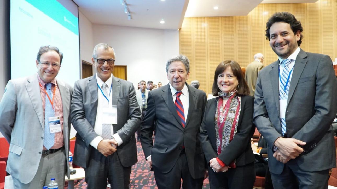 Diego Hernández Losada y Sonia Monroy, director y subdirectora de Colciencias, participaron este jueves primero de agosto en el Congreso internacional de la Gobernanza de la Ciencia y la Innovación.