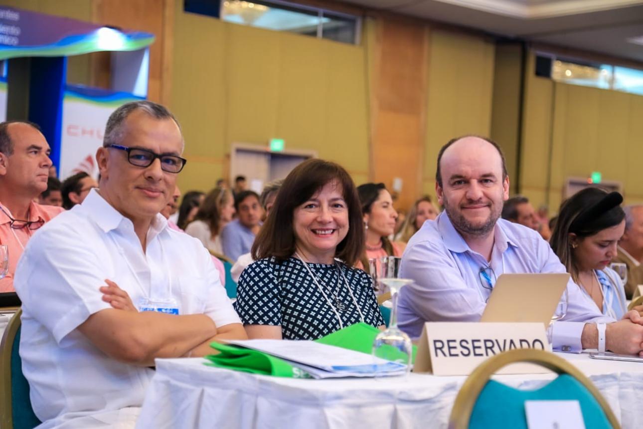 Colciencias participa en los 50 años de Confecamaras en su congreso 2019, dando a conocer lo que será Minciencias.